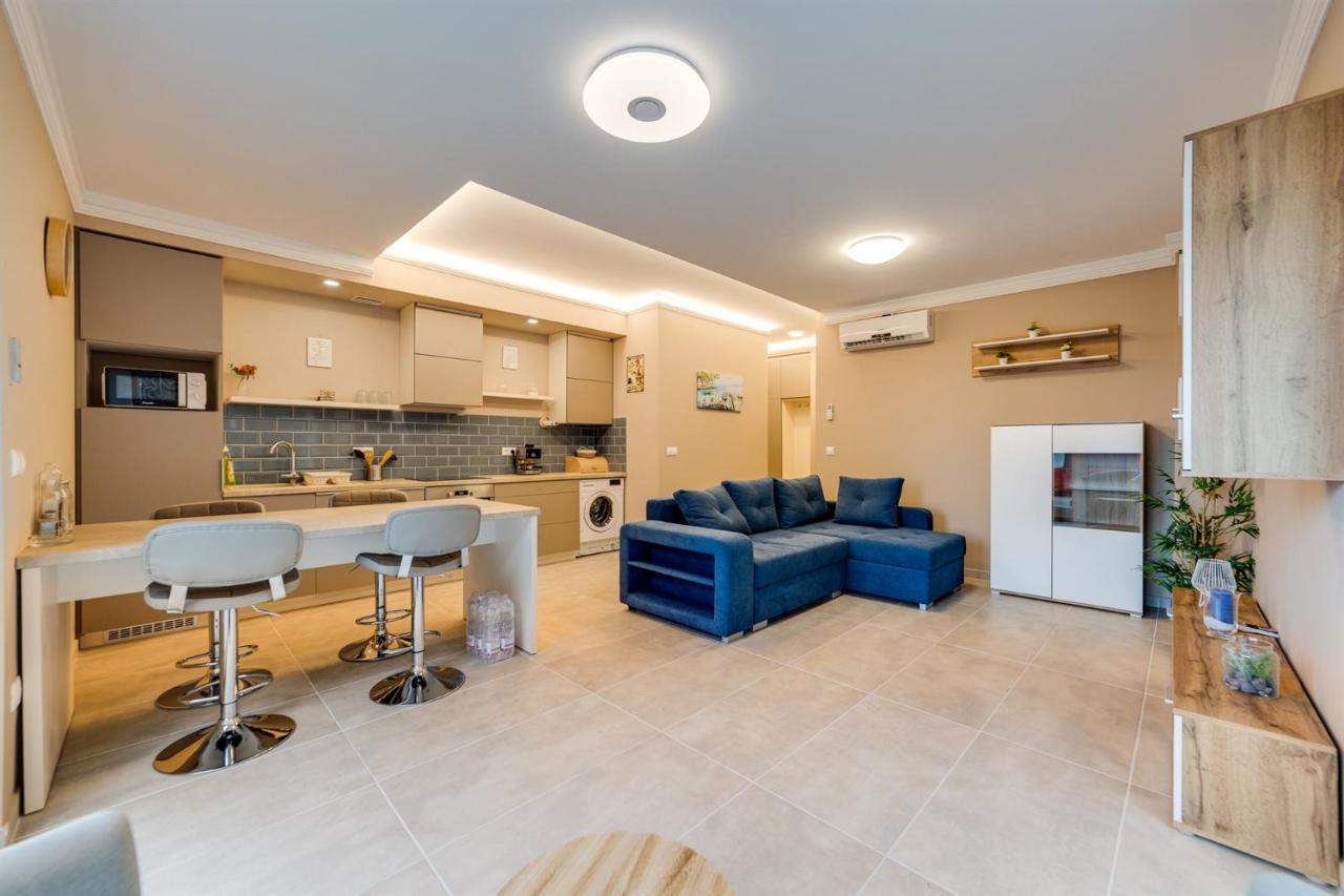 Forest Foeldvar Apartmanok By Bltn Balatonfoldvar Ngoại thất bức ảnh