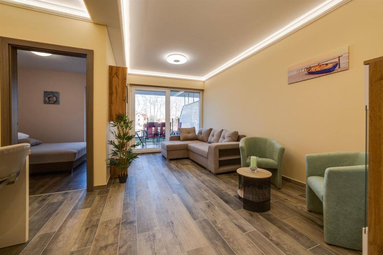 Forest Foeldvar Apartmanok By Bltn Balatonfoldvar Ngoại thất bức ảnh