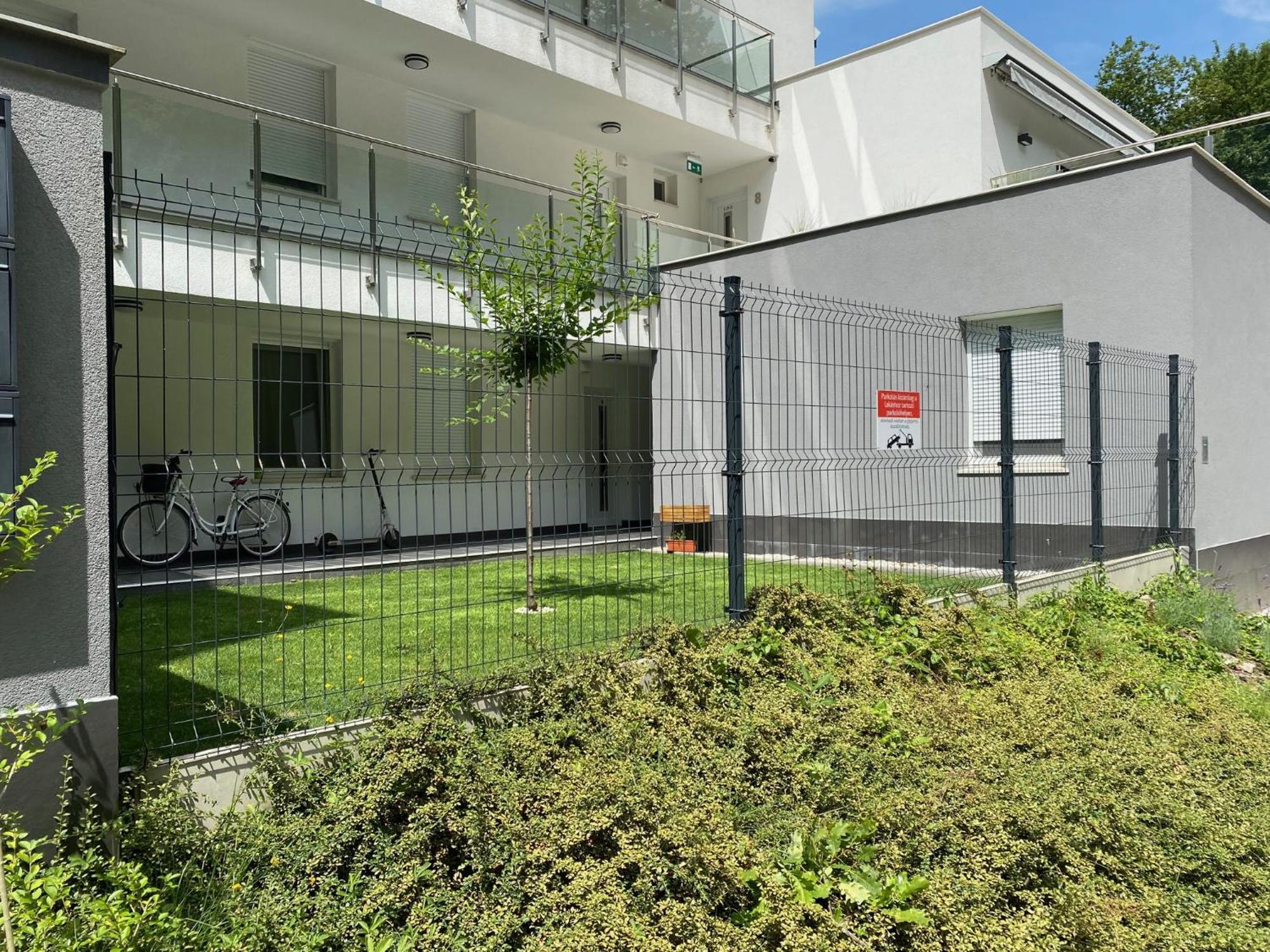 Forest Foeldvar Apartmanok By Bltn Balatonfoldvar Ngoại thất bức ảnh